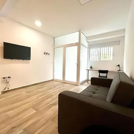 Modern And Independent * Alicante