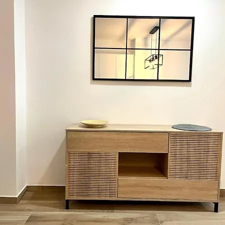 Modern And Independent Appartement *