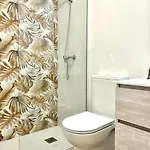 Modern And Independent Apartman